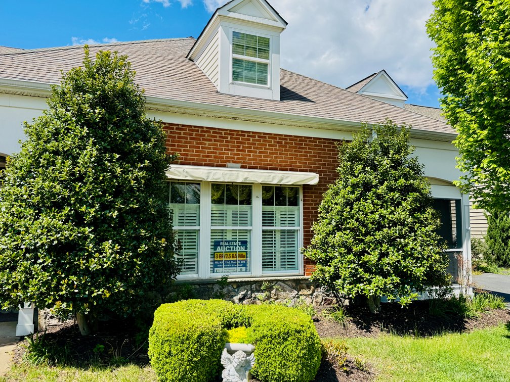 Image for 3 BR/2.5 BA End-Unit Villa in the 55+ Active Adult Community of Heritage Highlands--Loudoun County, VA