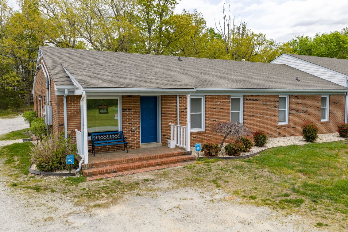 Image for 4,125 +/ sf. Commercial Building on 1.25 +/- Acres w/Frontage on Two Roads in Lunenburg County, VA--ONLINE ONLY BIDDING!!