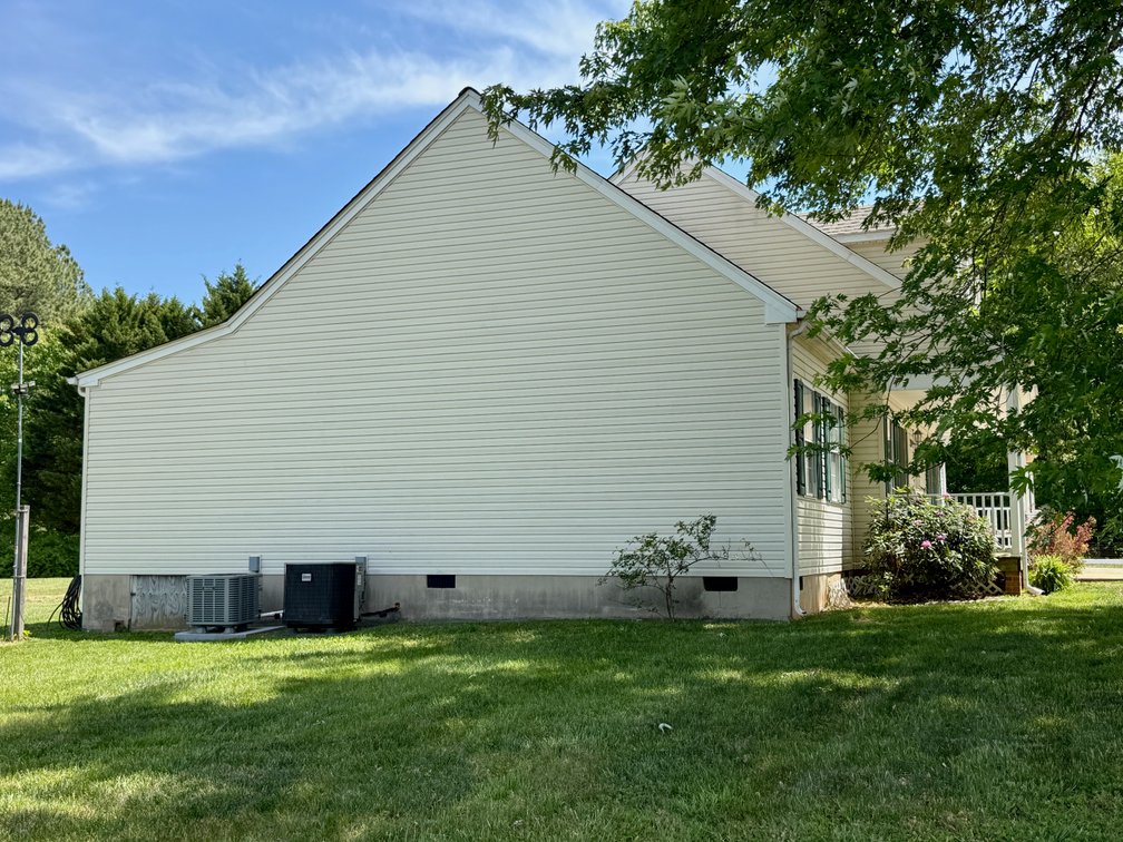 Image for 5 BR/3 BA Home w/Attached 2 Car Garage on 4.3 +/- Acres in Louisa County, VA