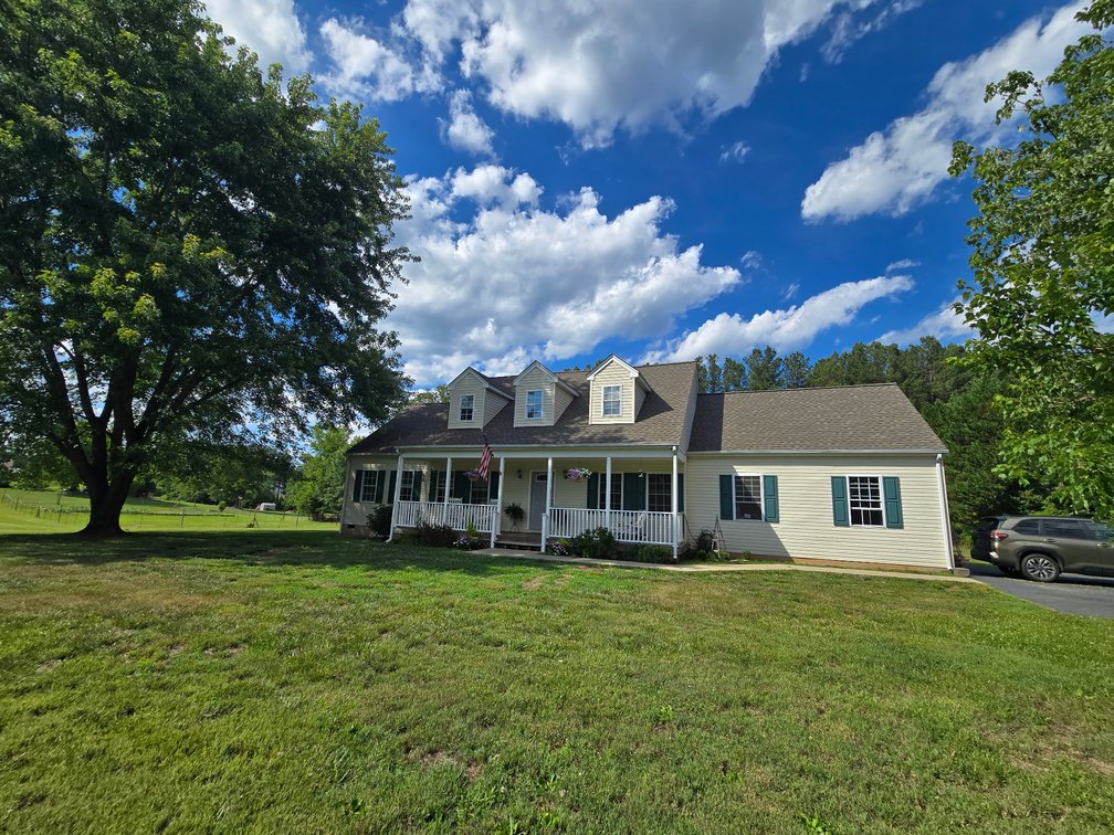 Image for 5 BR/3 BA Home w/Attached 2 Car Garage on 4.3 +/- Acres in Louisa County, VA