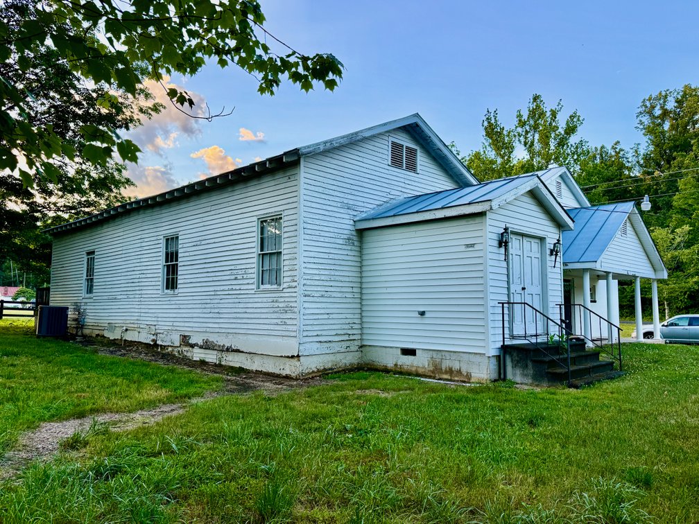 Image for 3,500 +/- sf. Multi-Purpose Building w/Covered Pavilion on 1 +/- Acre in Madison County, VA--SELLING to the HIGHEST BIDDER via ONLINE ONLY BIDDING!!