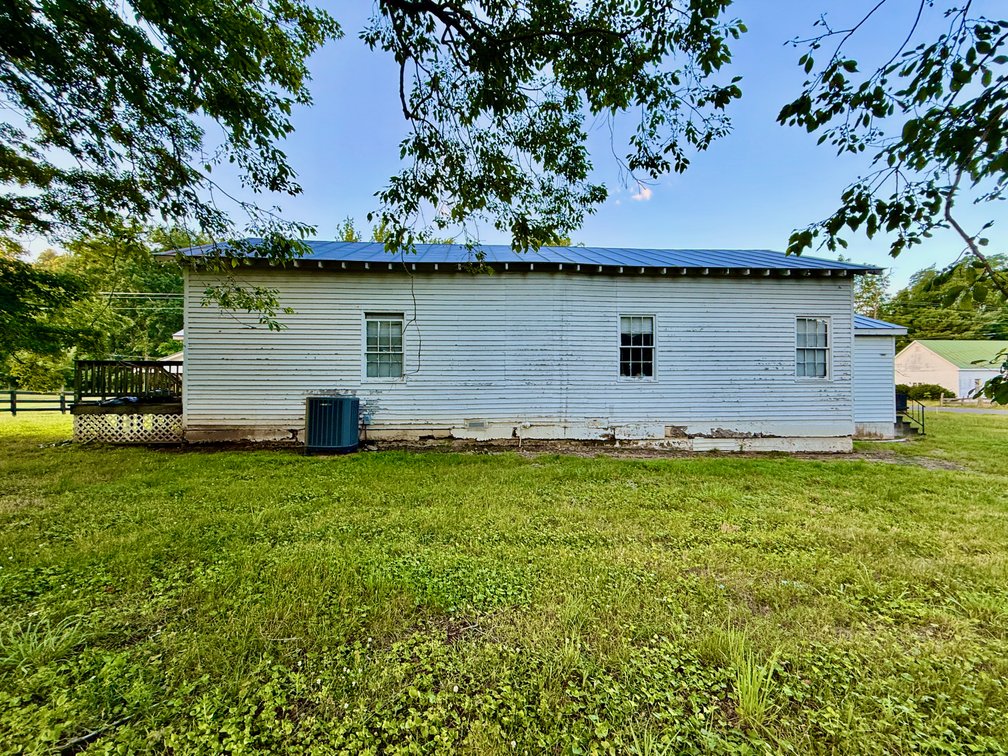 Image for 3,500 +/- sf. Multi-Purpose Building w/Covered Pavilion on 1 +/- Acre in Madison County, VA--SELLING to the HIGHEST BIDDER via ONLINE ONLY BIDDING!!