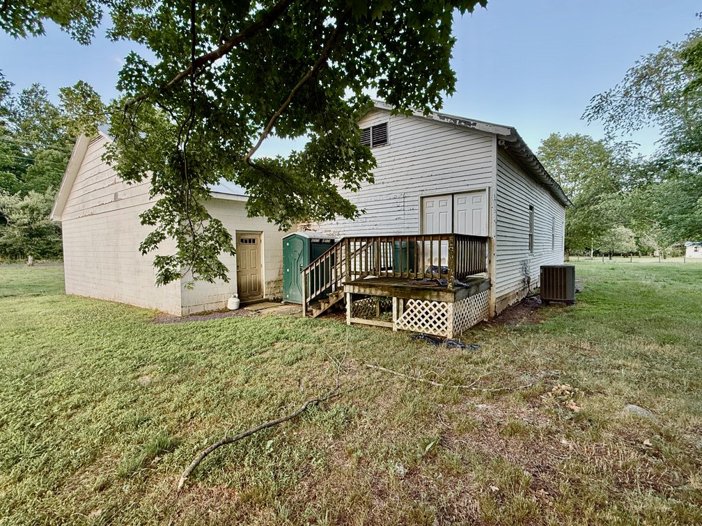 Image for 3,500 +/- sf. Multi-Purpose Building w/Covered Pavilion on 1 +/- Acre in Madison County, VA--SELLING to the HIGHEST BIDDER via ONLINE ONLY BIDDING!!
