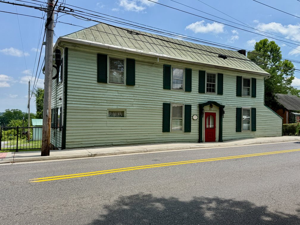 Image for 3 BR/2 BA Home (circa 1829) w/Business Zoning on Main Street in Downtown Madison, VA--SELLING to the HIGHEST BIDDER via ONLINE ONLY BIDDING!!