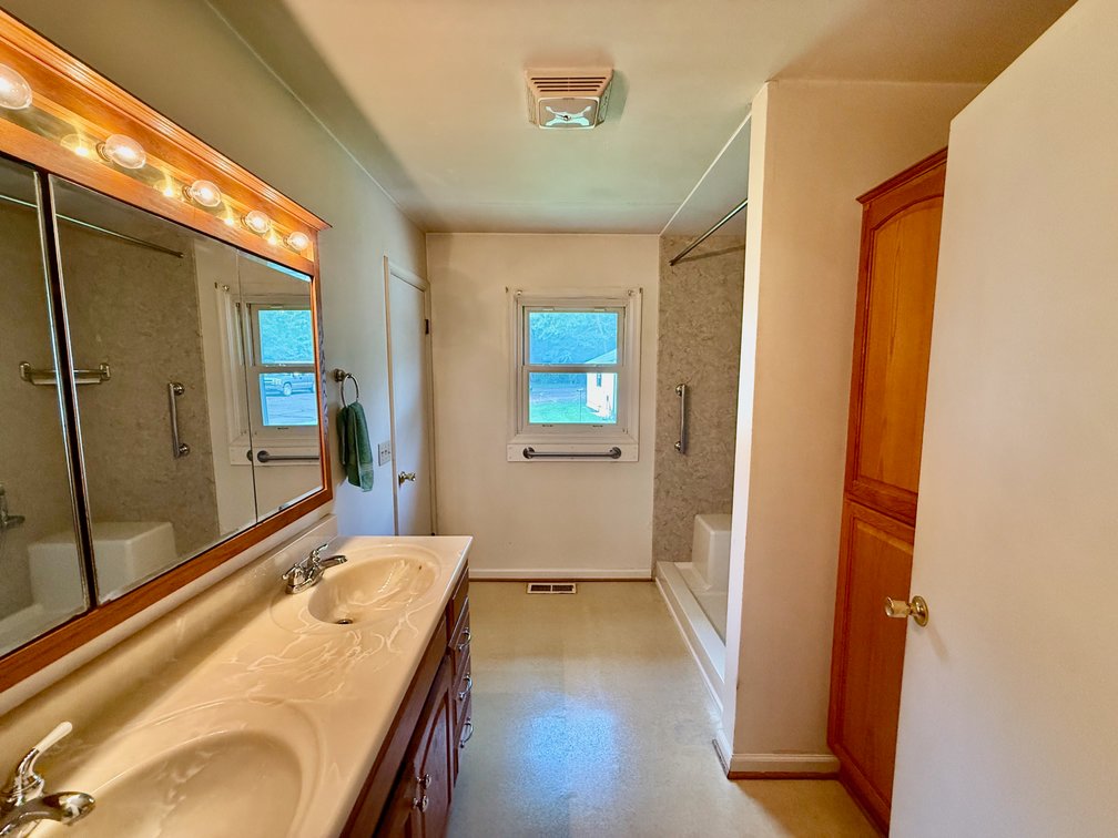 Image for 3 BR/1 BA Home w/Detached Office, Shop, Garage & Storage Buildings on 2.7 +/- Acres in Orange County, VA--SELLING to the HIGHEST BIDDER!!