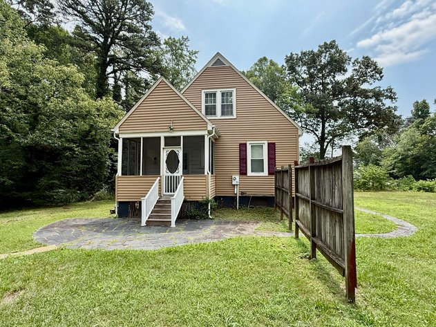 Image for 3 BR/1 BA Home w/Walk-Out Basement on 2.15 +/- Acres in Louisa County, VA--ONLINE ONLY BIDDING!!