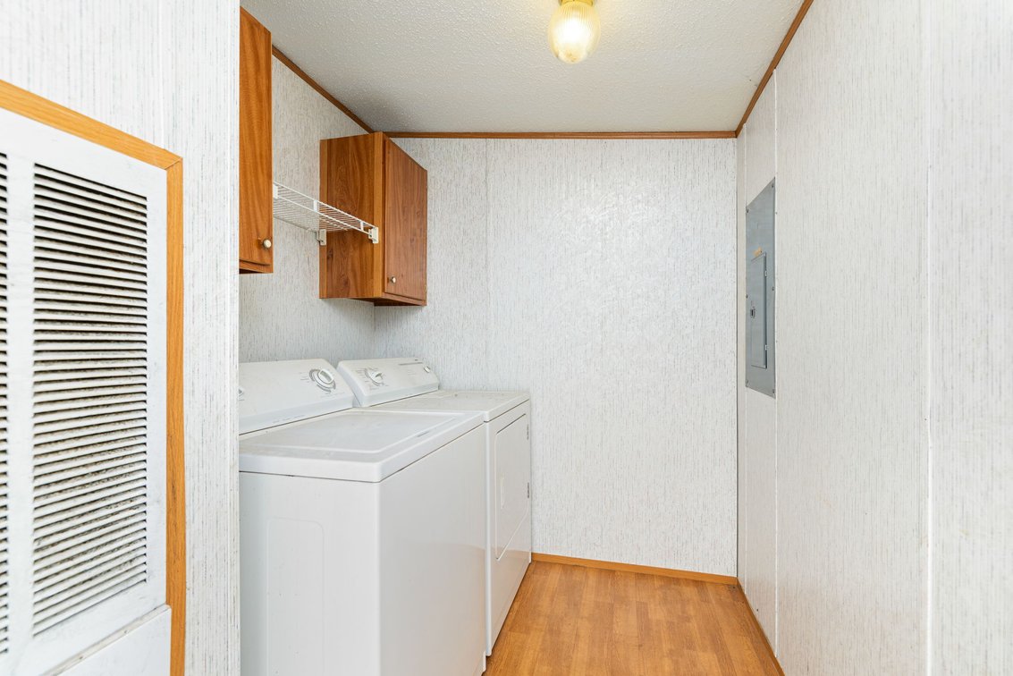 Image for 3 BR/2 BA Doublewide Home on Double Lot in Gated Amenity-Filled Lake Gaston Community--ONLINE ONLY BIDDING!!
