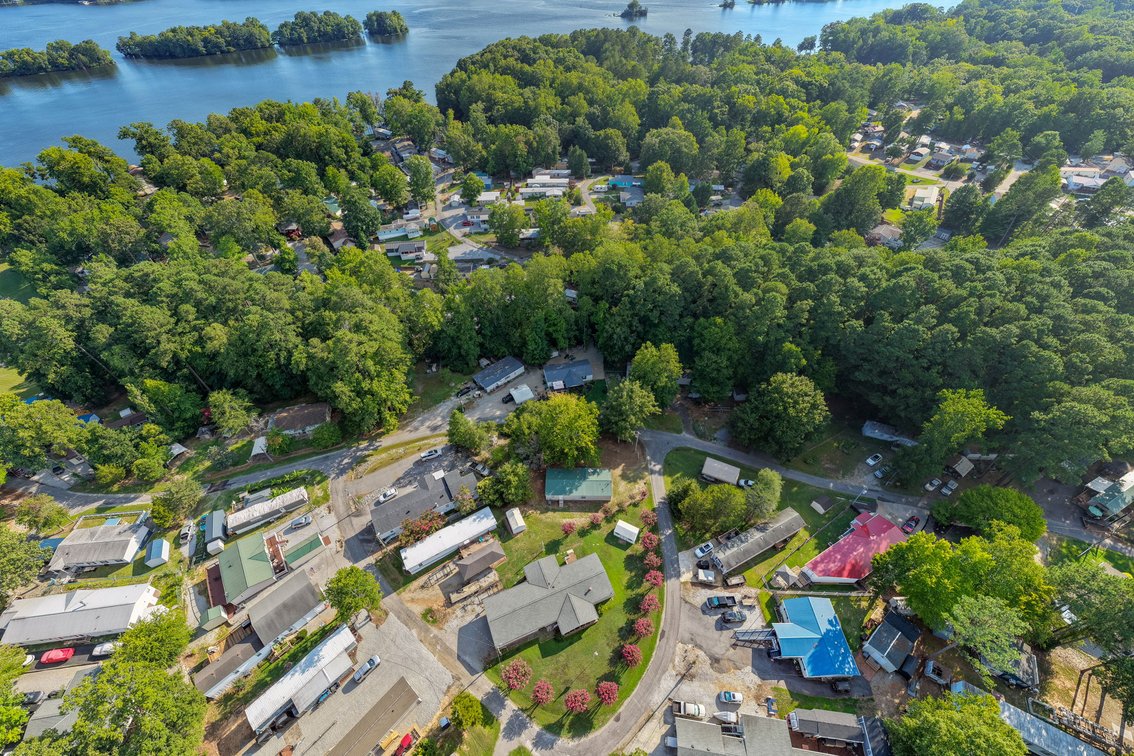 Image for 3 BR/2 BA Doublewide Home on Double Lot in Gated Amenity-Filled Lake Gaston Community--ONLINE ONLY BIDDING!!