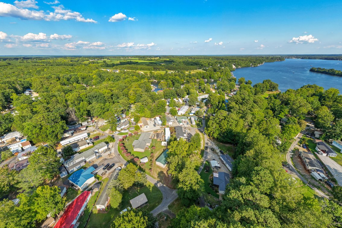 Image for 3 BR/2 BA Doublewide Home on Double Lot in Gated Amenity-Filled Lake Gaston Community--ONLINE ONLY BIDDING!!