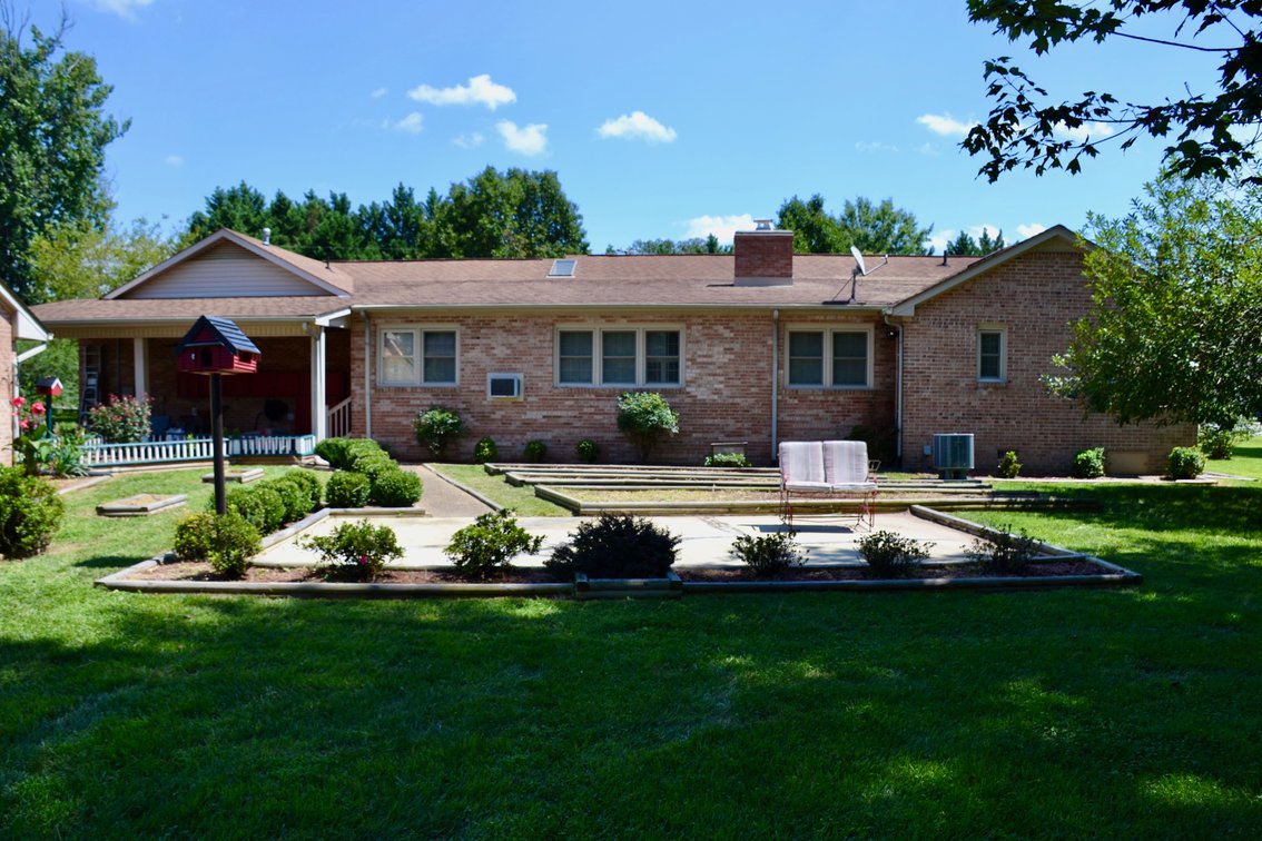 Image for 3 BR/3.5 BA Brick Single-Level Home w/Brick Shop/Garage & Storage Building on .97 +/- Acres in Spotsylvania County, VA--SELLING to the HIGHEST BIDDER!!