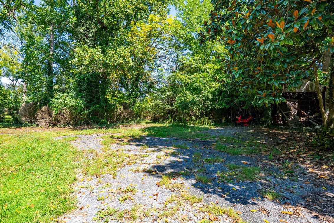 Image for Valuable 3.12 +/- Acre Corner Parcel w/4 BR Brick Home, Frontage on Rt. 460 & Sunburst Rd. Southeast of Lynchburg, VA--Campbell County