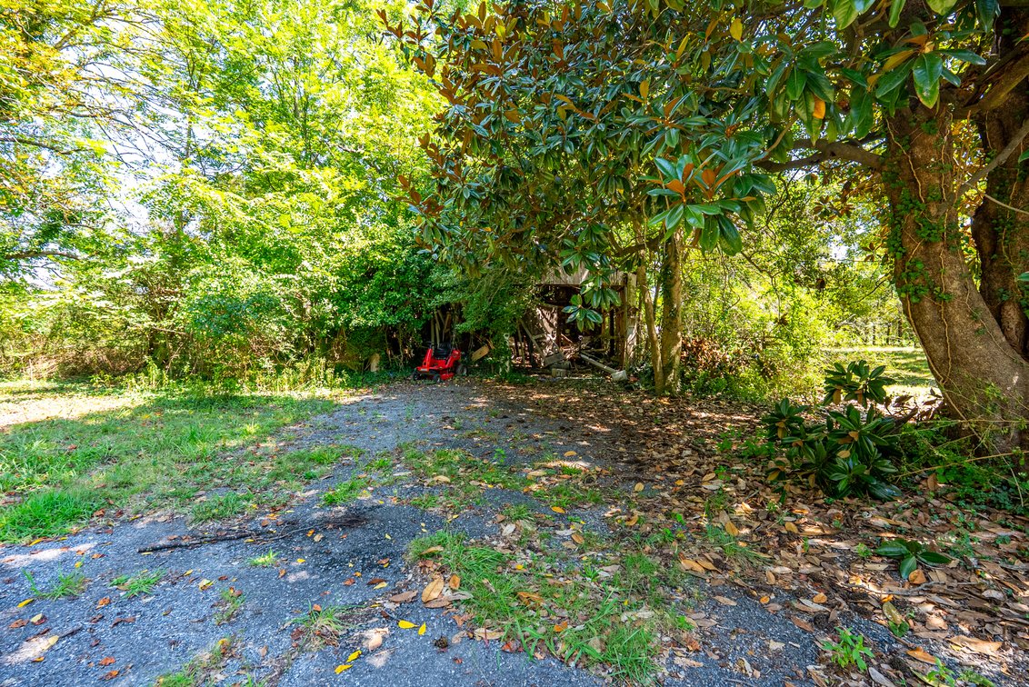Image for Valuable 3.12 +/- Acre Corner Parcel w/4 BR Brick Home, Frontage on Rt. 460 & Sunburst Rd. Southeast of Lynchburg, VA--Campbell County