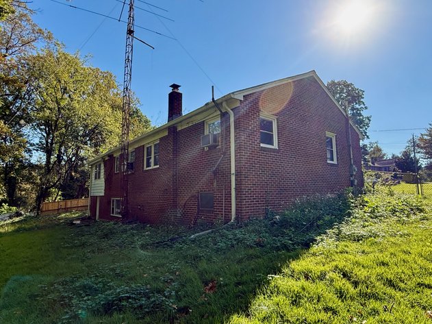 Image for 2 BR/2.5 BA Brick Home w/Basement & Attached Garage on Cul-de-Sac Lot in Fairfax County, VA--ONLINE ONLY BIDDING!!