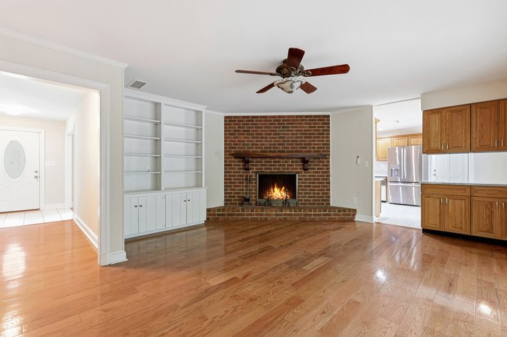 Image for 4 BR/3.5 BA Brick Home w/Partially Finished Walk-Out Basement, Attached Garage & Outdoor Living Space on 3 +/- Acres in Spotsylvania County, VA--SELLING to the HIGHEST BIDDER!!