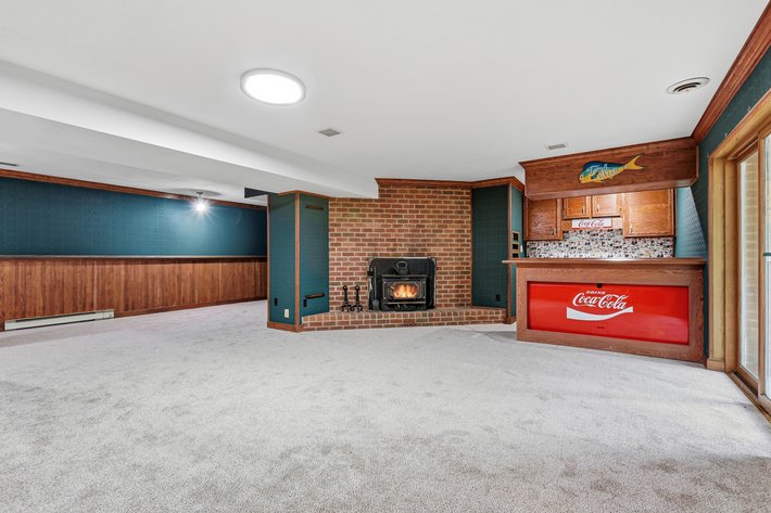 Image for 4 BR/3.5 BA Brick Home w/Partially Finished Walk-Out Basement, Attached Garage & Outdoor Living Space on 3 +/- Acres in Spotsylvania County, VA--SELLING to the HIGHEST BIDDER!!