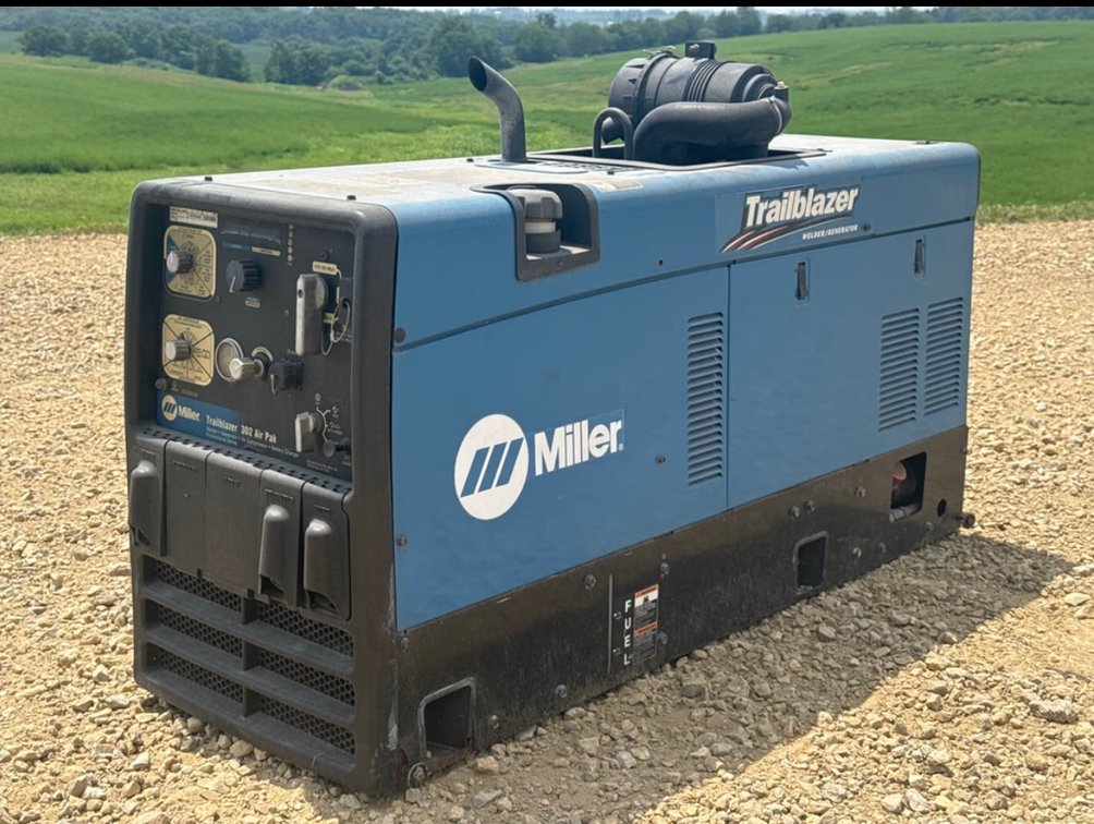 Image for September Dealer, Farmer & Contractor Consignment Auction