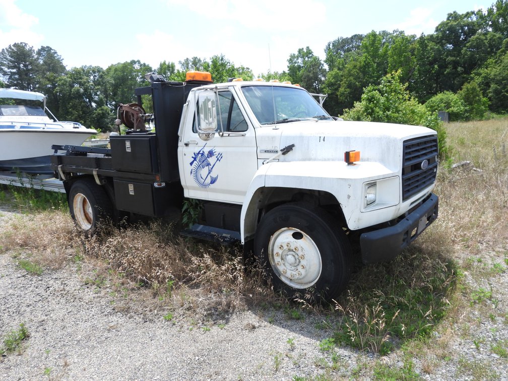 Image for No Reserve Estate Auction: Land Clearing, Earthmoving, and Firewood Processing Equipment, Trucks, Trailers, Vehicles, Boats, RVs, Tools & Much more | Former Assets of Lotscapes and Estate Items | Something for Everyone! | Online Auction | Hanover, VA