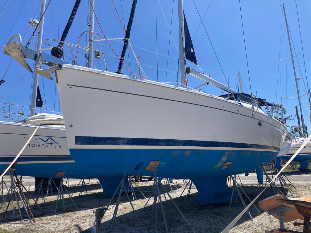 Image for No Reserve Bankruptcy Auction | 2009 Hunter 49 Aft Cockpit Sloop Sailboat | Selling for Richard Dauval, Trustee, Bankruptcy Estate of Matias Santiago, Case No. 26-00767 | Online Auction | Naples, FL