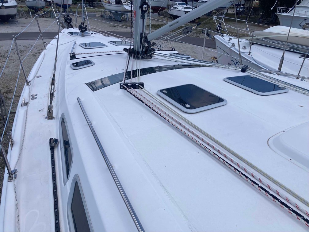Image for No Reserve Bankruptcy Auction | 2009 Hunter 49 Aft Cockpit Sloop Sailboat | Selling for Richard Dauval, Trustee, Bankruptcy Estate of Matias Santiago, Case No. 26-00767 | Online Auction | Naples, FL