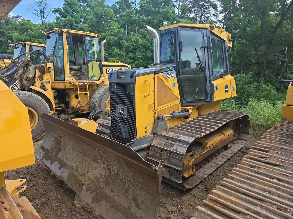 Image for Huge No Reserve Auction | William A. Hazel, Inc. and Former Perry Engineering Assets | Late Model Cat & John Deere Equipment | Heavy Hauling, Dump, Service, Pickup Trucks, Trailers & More | Live Simulcast Onsite & Online Auction | Winchester, VA
