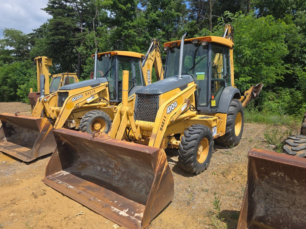 Image for Huge No Reserve Auction | William A. Hazel, Inc. and Former Perry Engineering Assets | Late Model Cat & John Deere Equipment | Heavy Hauling, Dump, Service, Pickup Trucks, Trailers & More | Live Simulcast Onsite & Online Auction | Winchester, VA