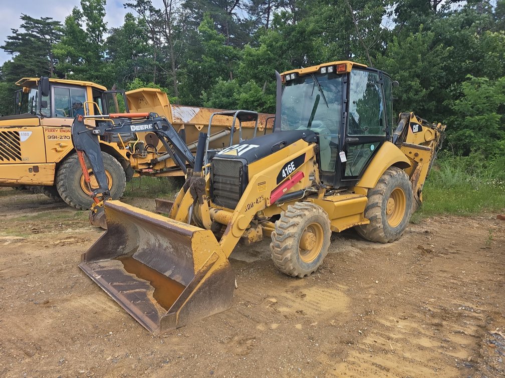 Image for Huge No Reserve Auction | William A. Hazel, Inc. and Former Perry Engineering Assets | Late Model Cat & John Deere Equipment | Heavy Hauling, Dump, Service, Pickup Trucks, Trailers & More | Live Simulcast Onsite & Online Auction | Winchester, VA