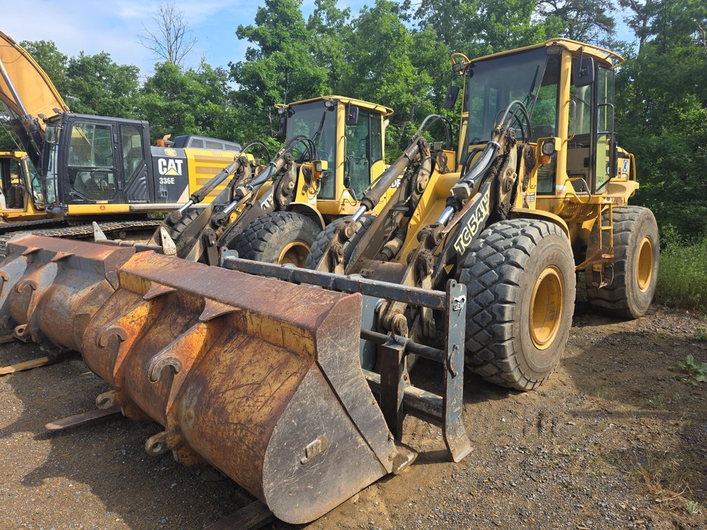 Image for Huge No Reserve Auction | William A. Hazel, Inc. and Former Perry Engineering Assets | Late Model Cat & John Deere Equipment | Heavy Hauling, Dump, Service, Pickup Trucks, Trailers & More | Live Simulcast Onsite & Online Auction | Winchester, VA