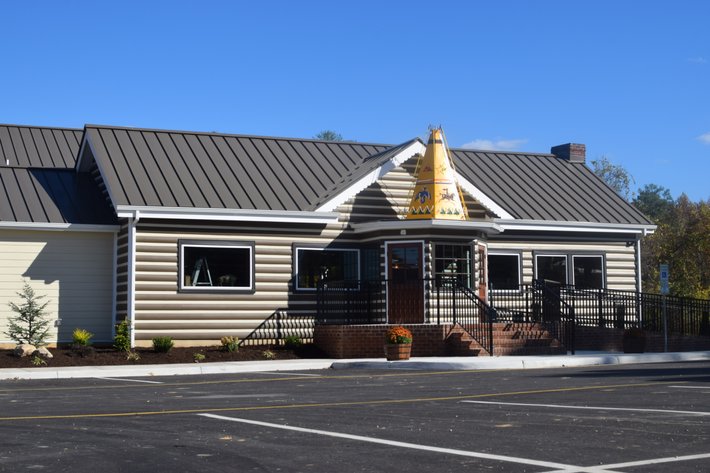 Image for Help Wanted | Event Coordinator | Historic Wigwam Venue | Hanover County, VA |1099 Contractor | Commission Based
