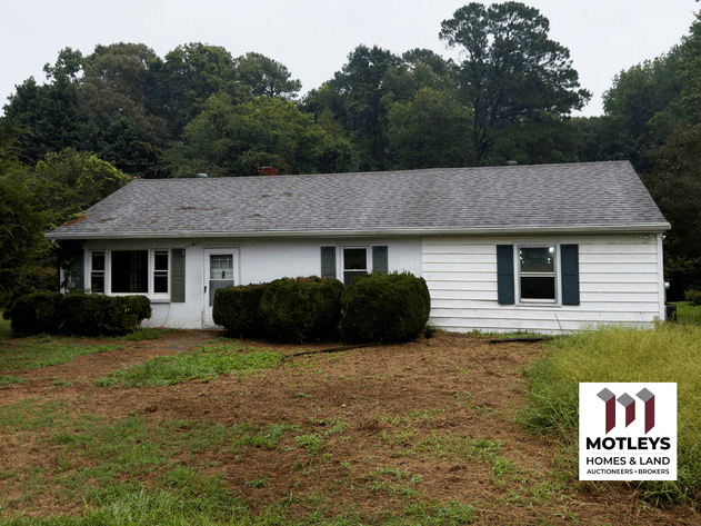 Image for Public Auction | Callao, VA | Single-Family Home | 3 BR / 2 BA Rancher on 0.5± Acres | 1,621± SF | 446 Harryhogan Road | 22435