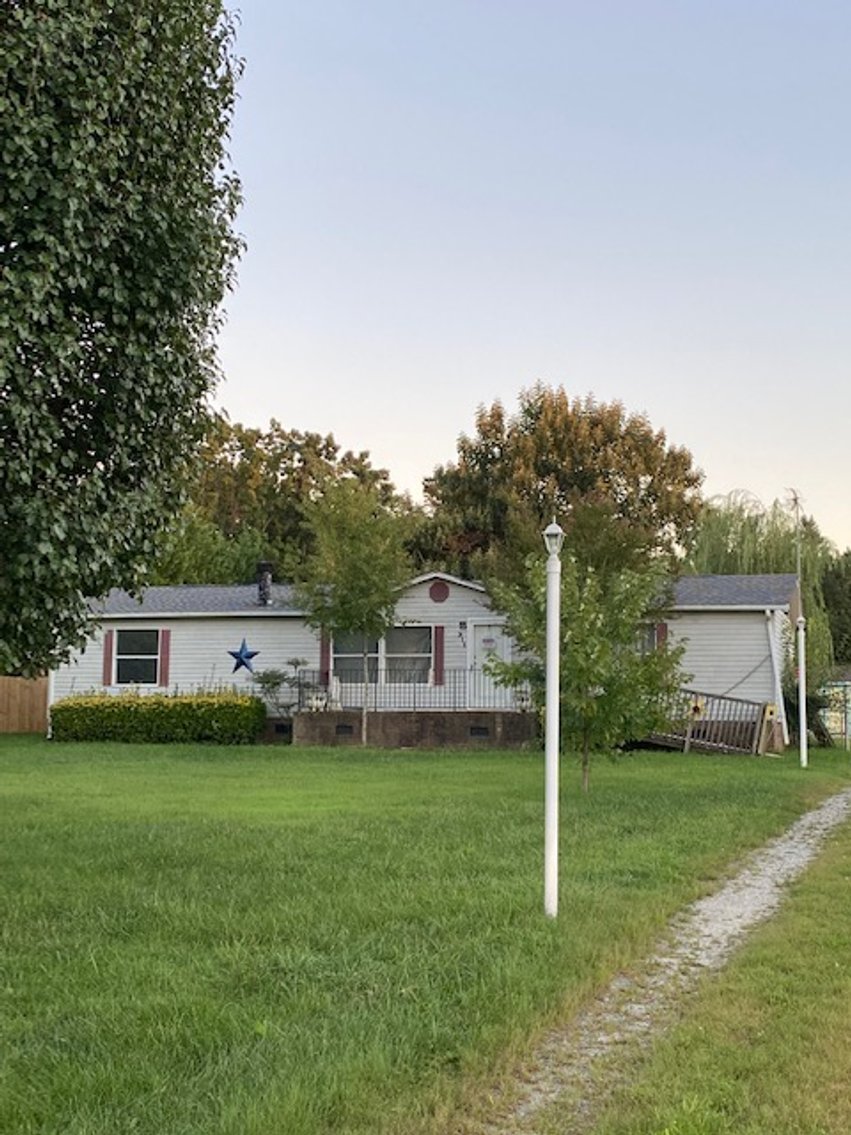 Image for Estate of Leslie H. Spear (living) ON SITE - LIVE