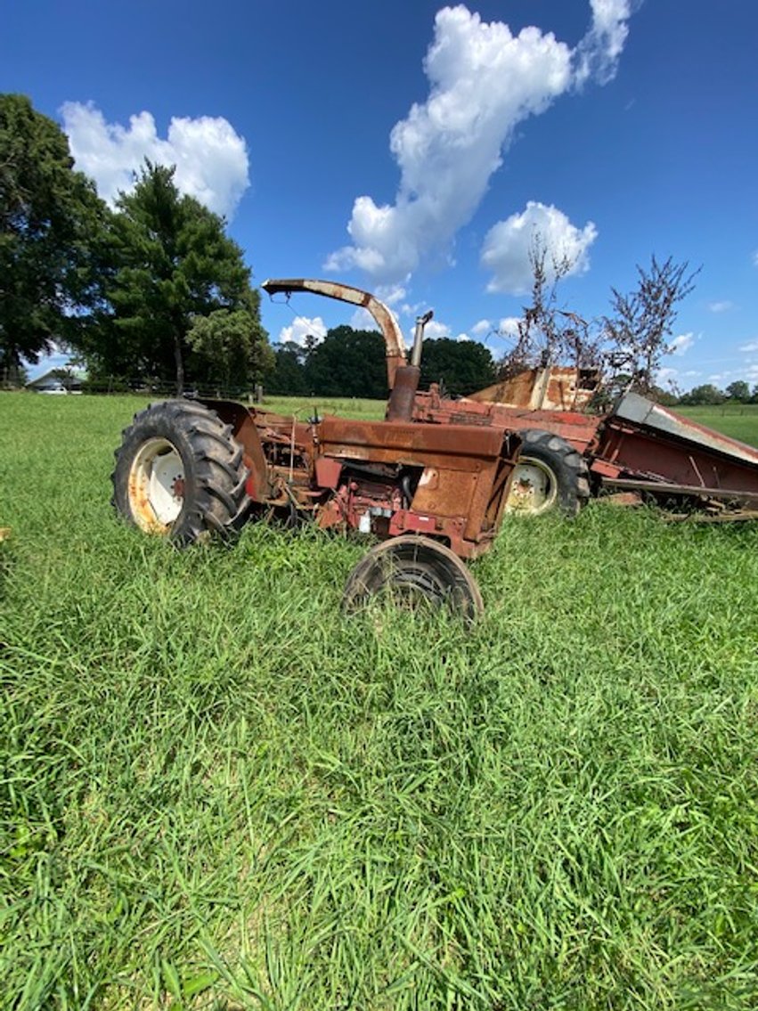 Image for S. A. Fitts Tractors & Equip. Cascade, VA - On Site Auction Live