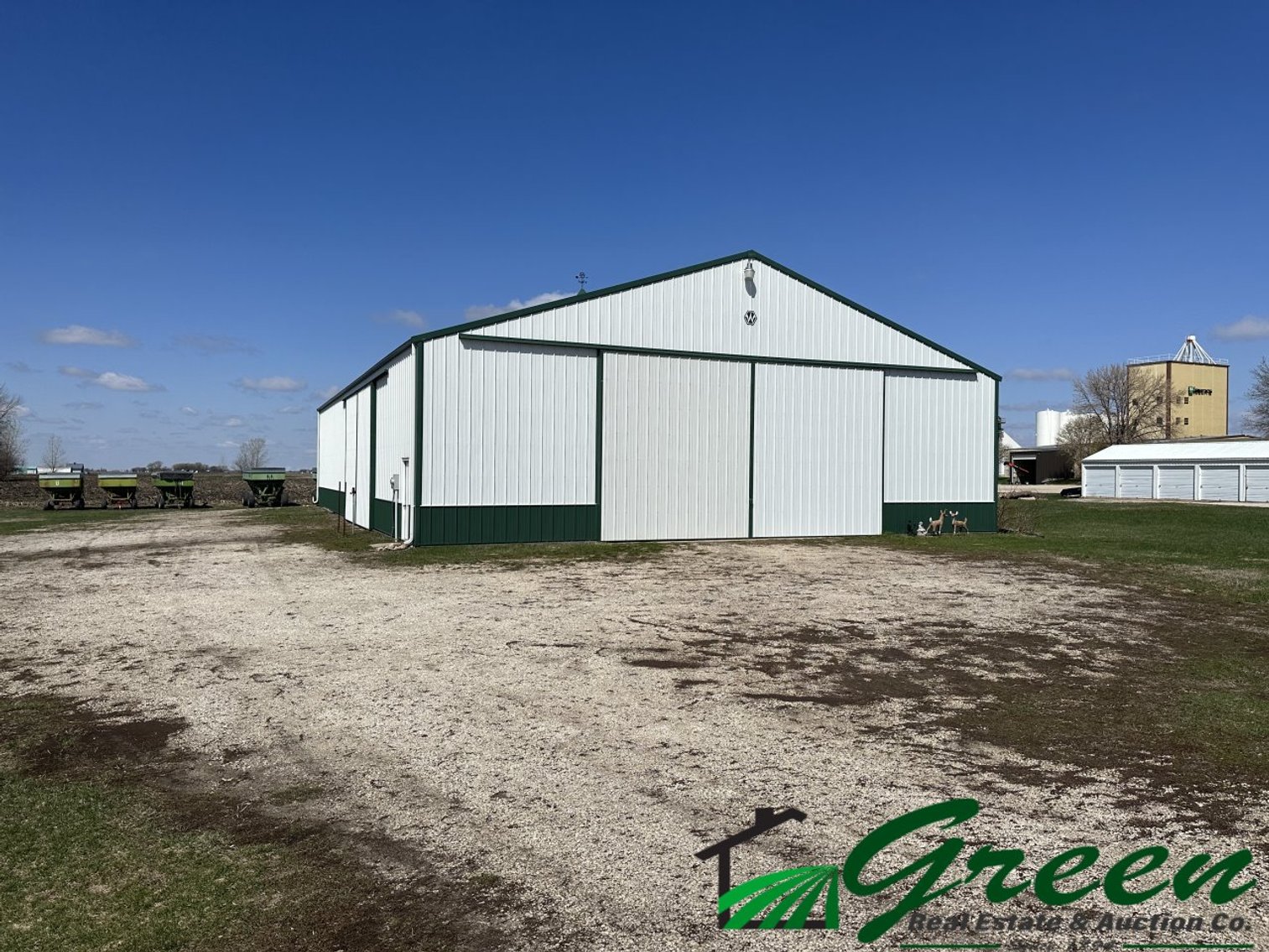 Image for 60x90 building & clean line of farm equipment auction