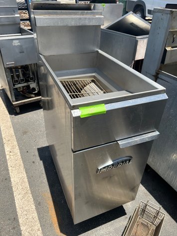 Image for RESTAURANT EQUIPMENT - ABSOLUTE AUCTION