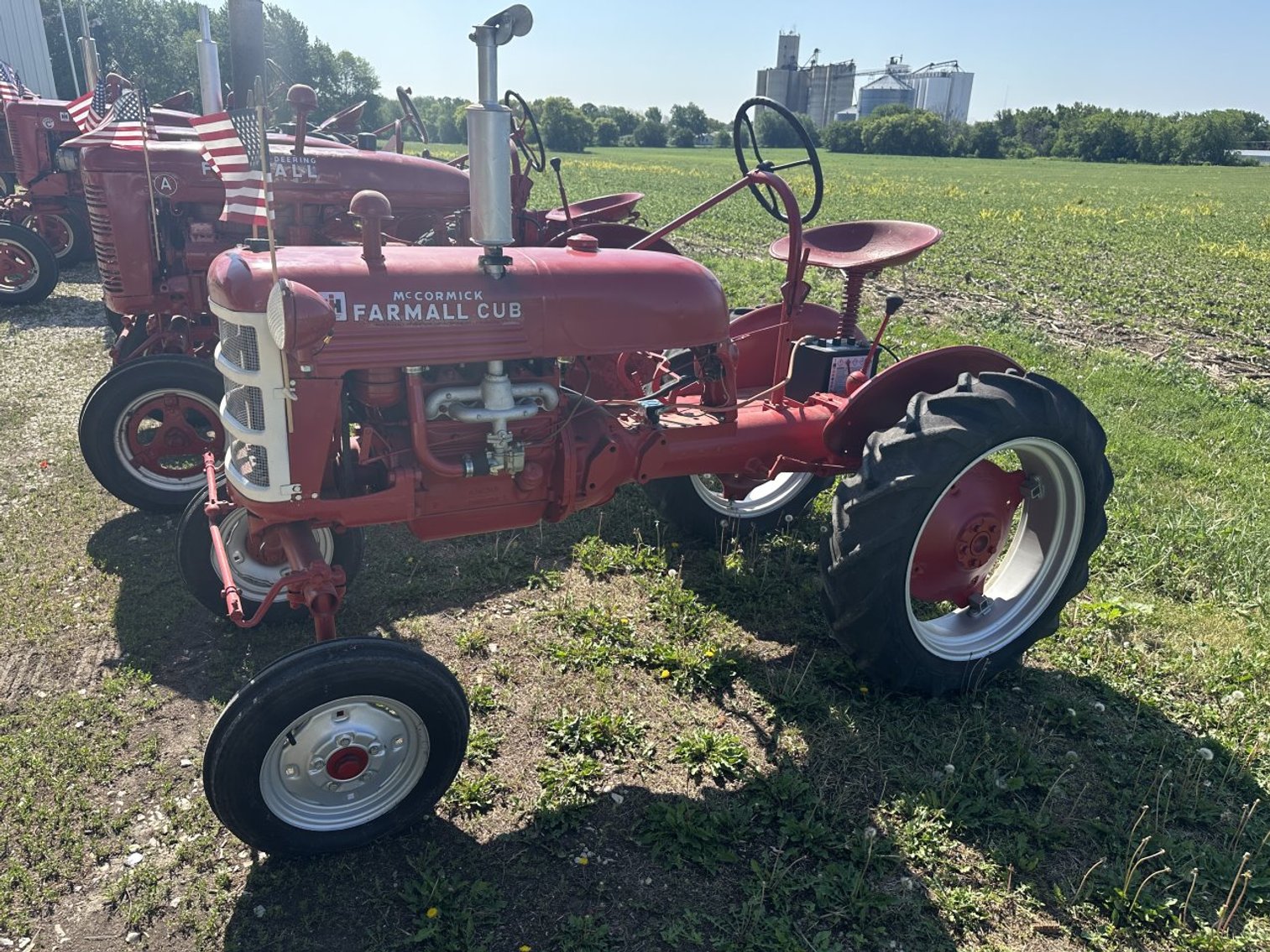 Image for Charlie Rasch Tractor & chicken processing auction!