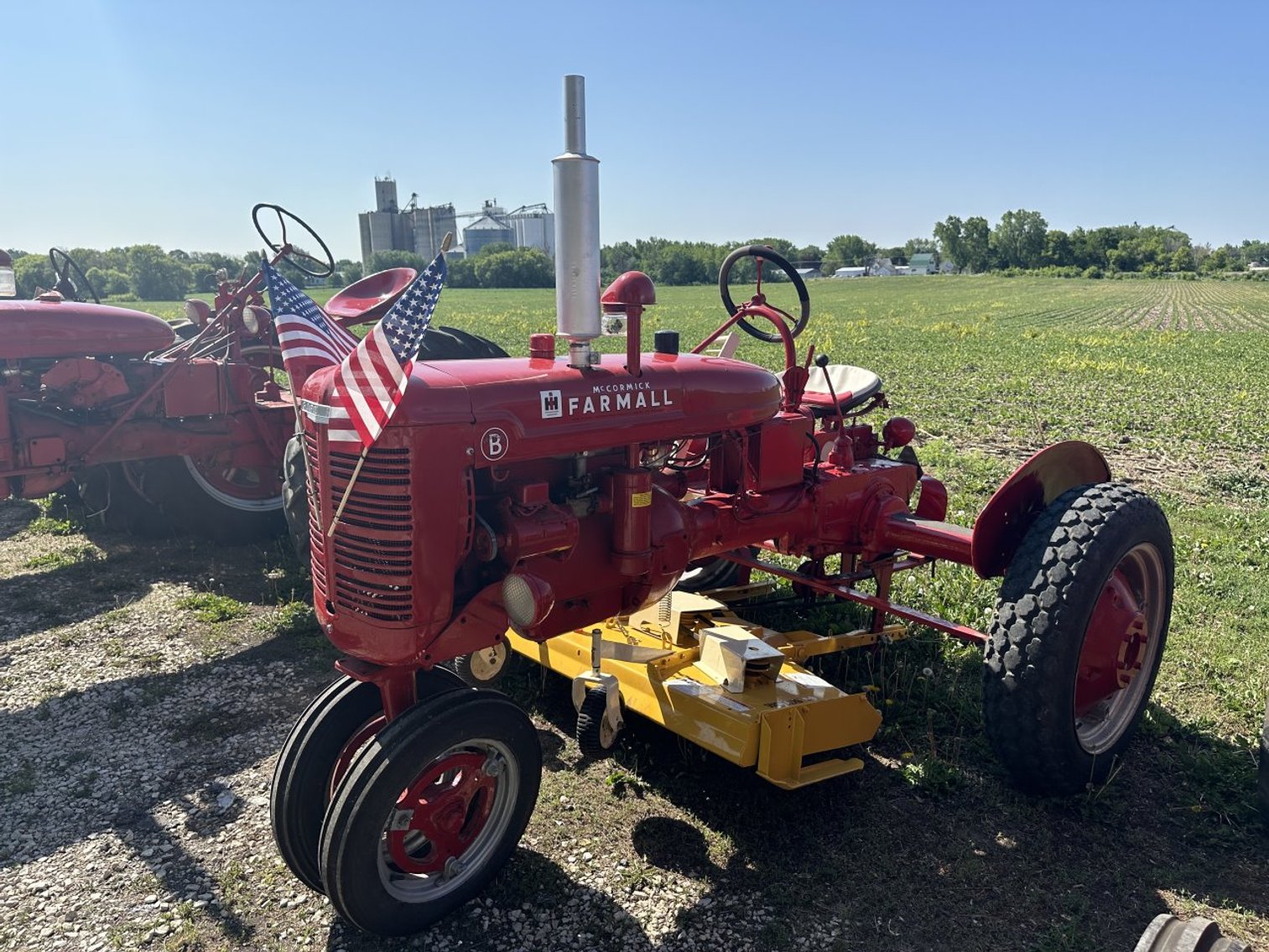 Image for Charlie Rasch Tractor & chicken processing auction!