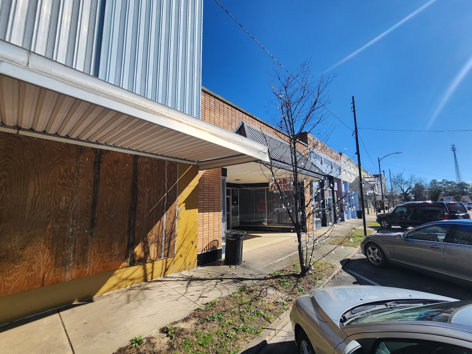 Image for Batesburg, SC: 6,357± SF footprint  Retail Building on 7,457± SF Lot Selling in Absolute Auction
