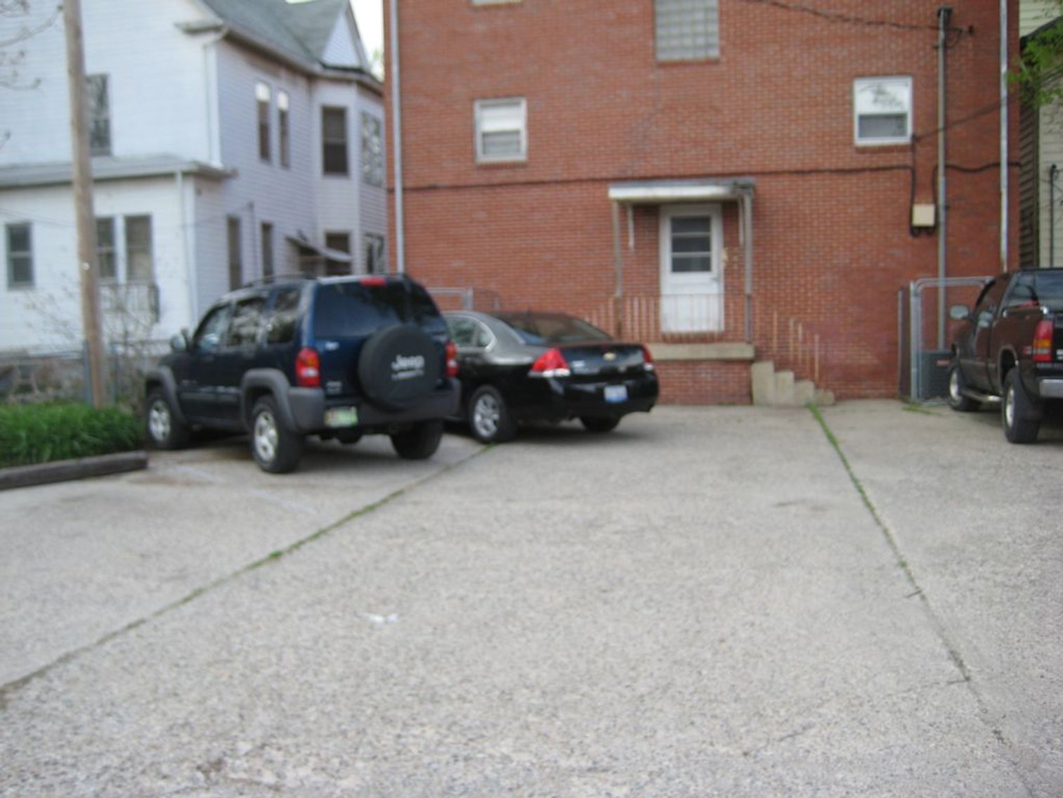 Image for Decatur IL: 6,500±SF 6 Unit Apartment Building at 615 W Prairie Ave Decatur, IL 62522 (Macon County)