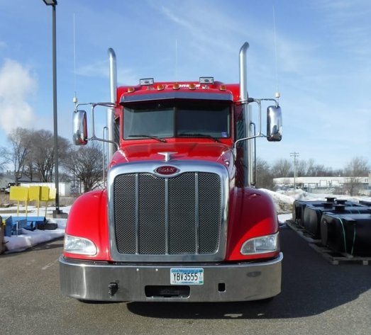 Image for Mankato, MN: 2013 Peterbilt 386/78