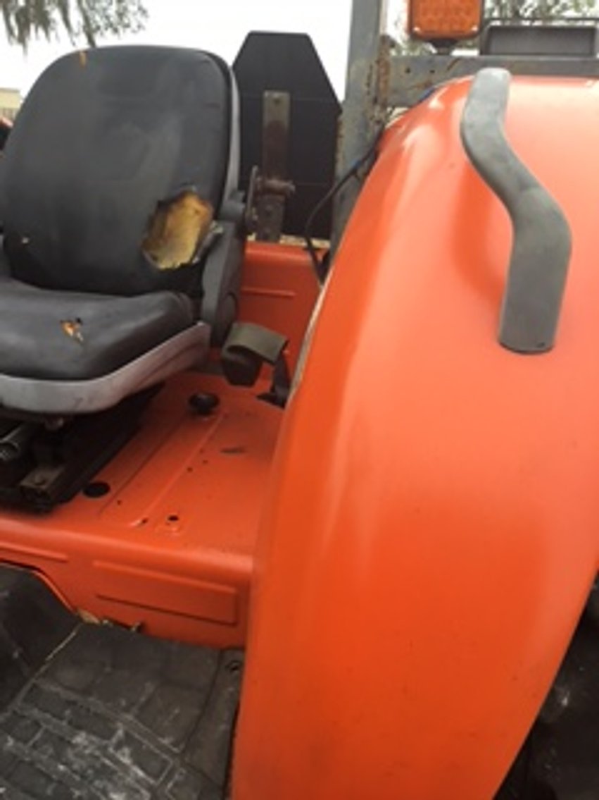 Image for Arcadia, FL: 2009 KUBOTA M8540F Tractor