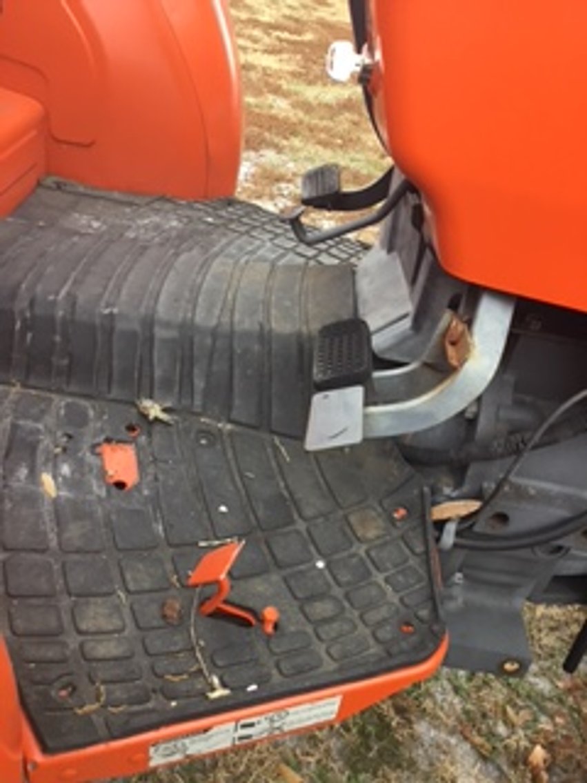 Image for Arcadia, FL: 2009 KUBOTA M8540F Tractor