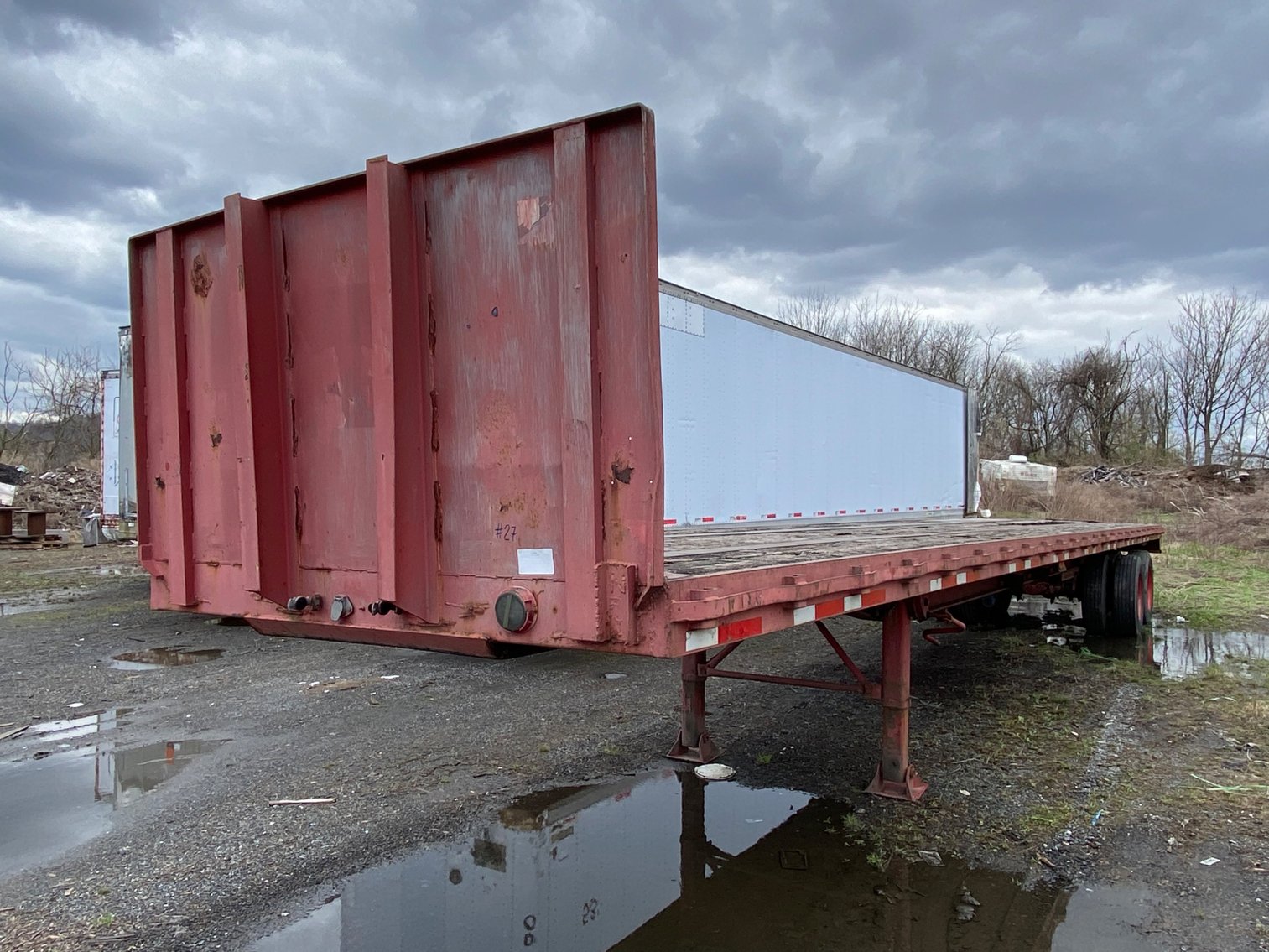 Image for Pallet Manufacturer -Peterbilt Tractors & Trailers