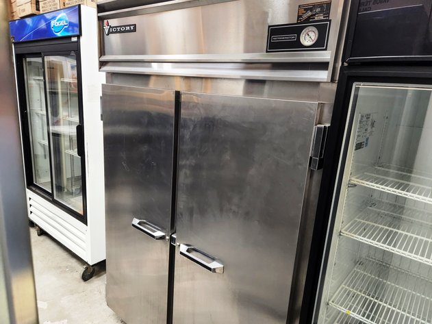 Image for Myrtle Beach, SC: Surplus Used Restaurant Equipment Auction with Box Truck & Lifts