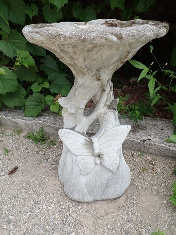 Image for Max & Bonnie Schotsch Relocating Sale - Ospringe