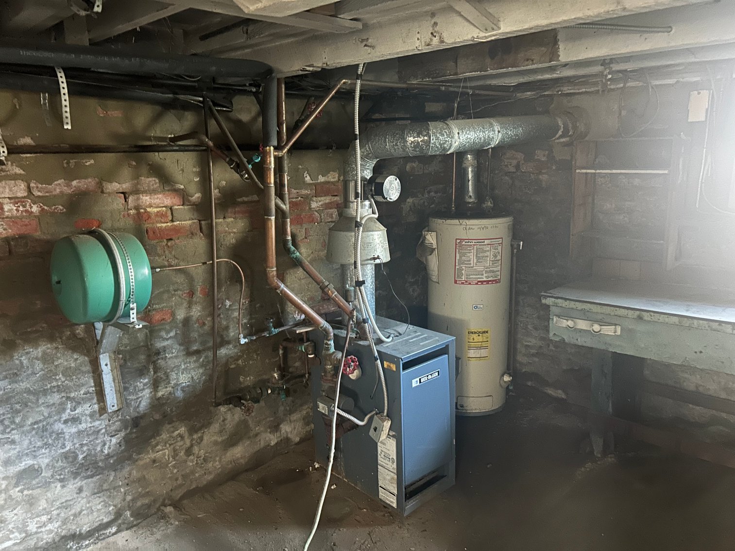 Image for Seller Ordered Online Auction - 1,278 +/- SF Two-Story Dwelling on 32' x 180' Lot