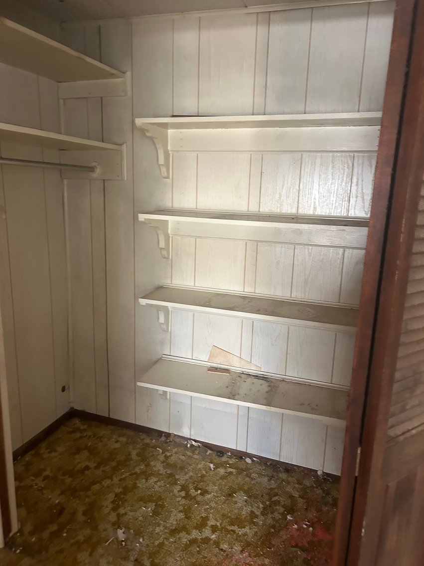 Image for Seller Ordered Online Auction - 1,278 +/- SF Two-Story Dwelling on 32' x 180' Lot