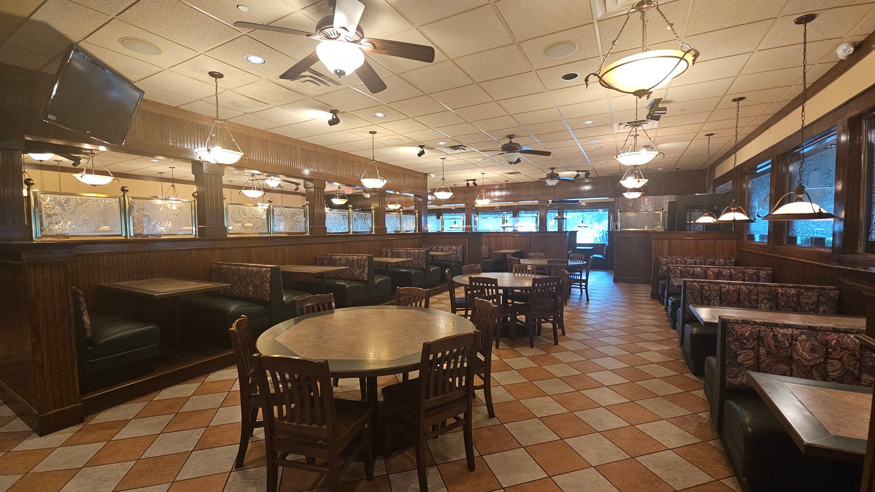 Image for Fully Operational, Purpose-Built, Restaurant Space Available for Lease in Vineland