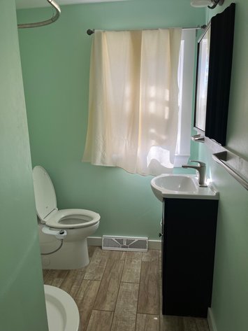 Image for Adorable 2 BR 1 Bath 624 +/- SF Bungalow on 0.7 +/- Acre in Pilesgrove Twp.