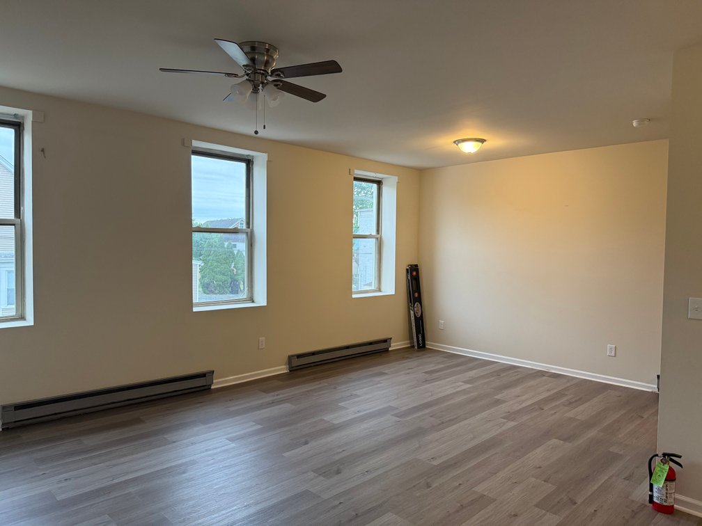 Image for Two Bedroom One Bath Apartment Available in Downtown Woodstown