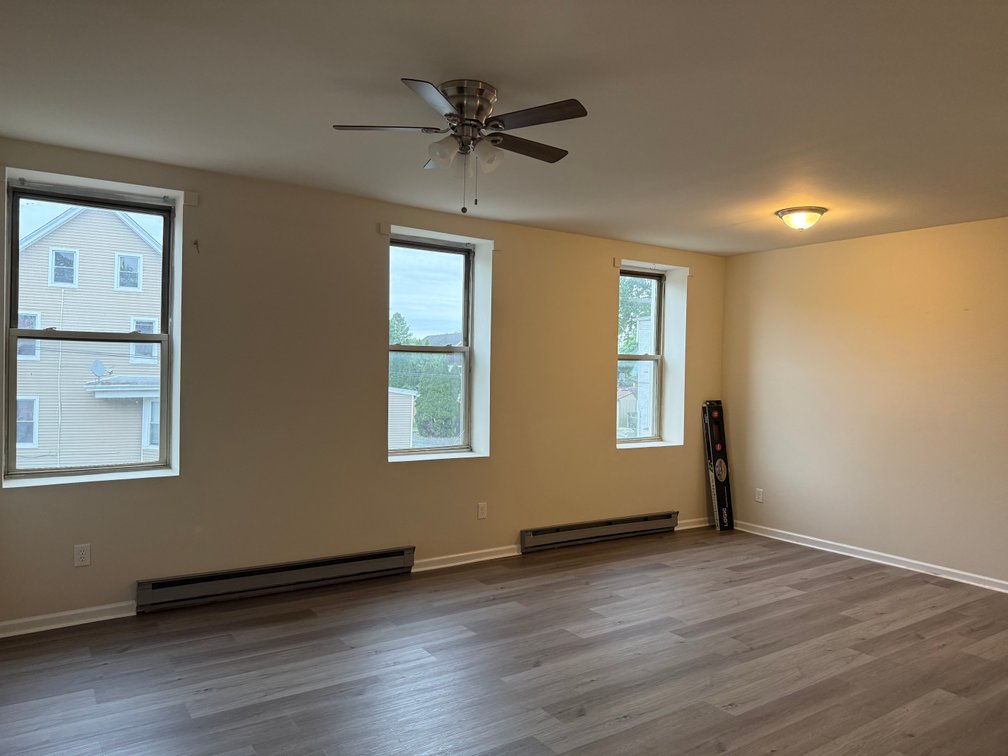 Image for Two Bedroom One Bath Apartment Available in Downtown Woodstown