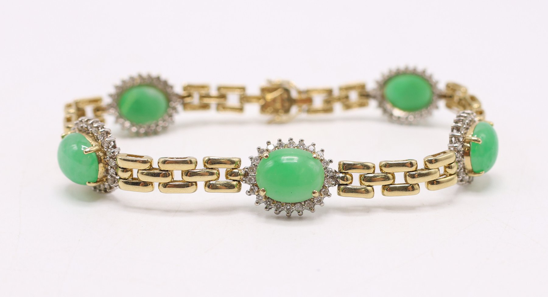 Image for Silver and Jewelry | March 26, 2025 at 7:00 PM